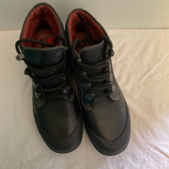 Men's Black Leather Boots - Picture 1 of 5